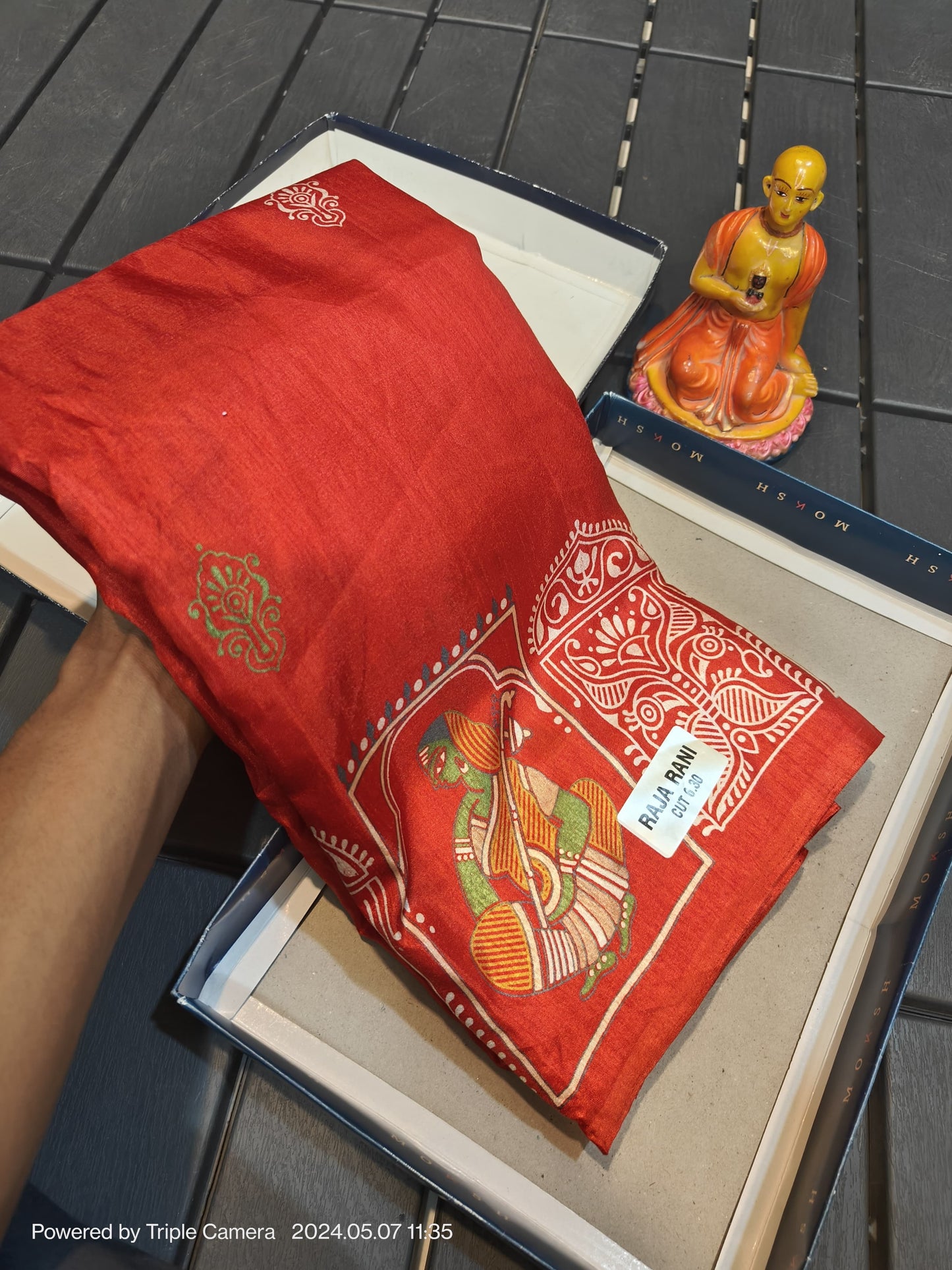 Chic & Affordable: Tantalizing Tassar Silk Saree with BP – Only ₹799