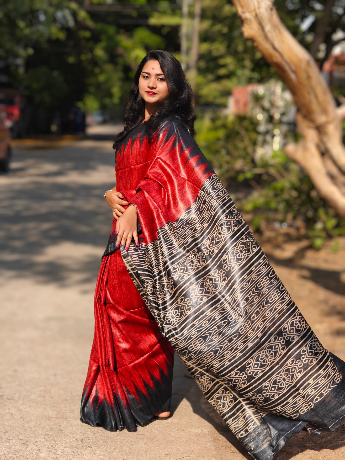 Handwoven Desi Tussar Ghicha Silk Saree for Women – Pure Silk with Blouse, Silk Mark Certified