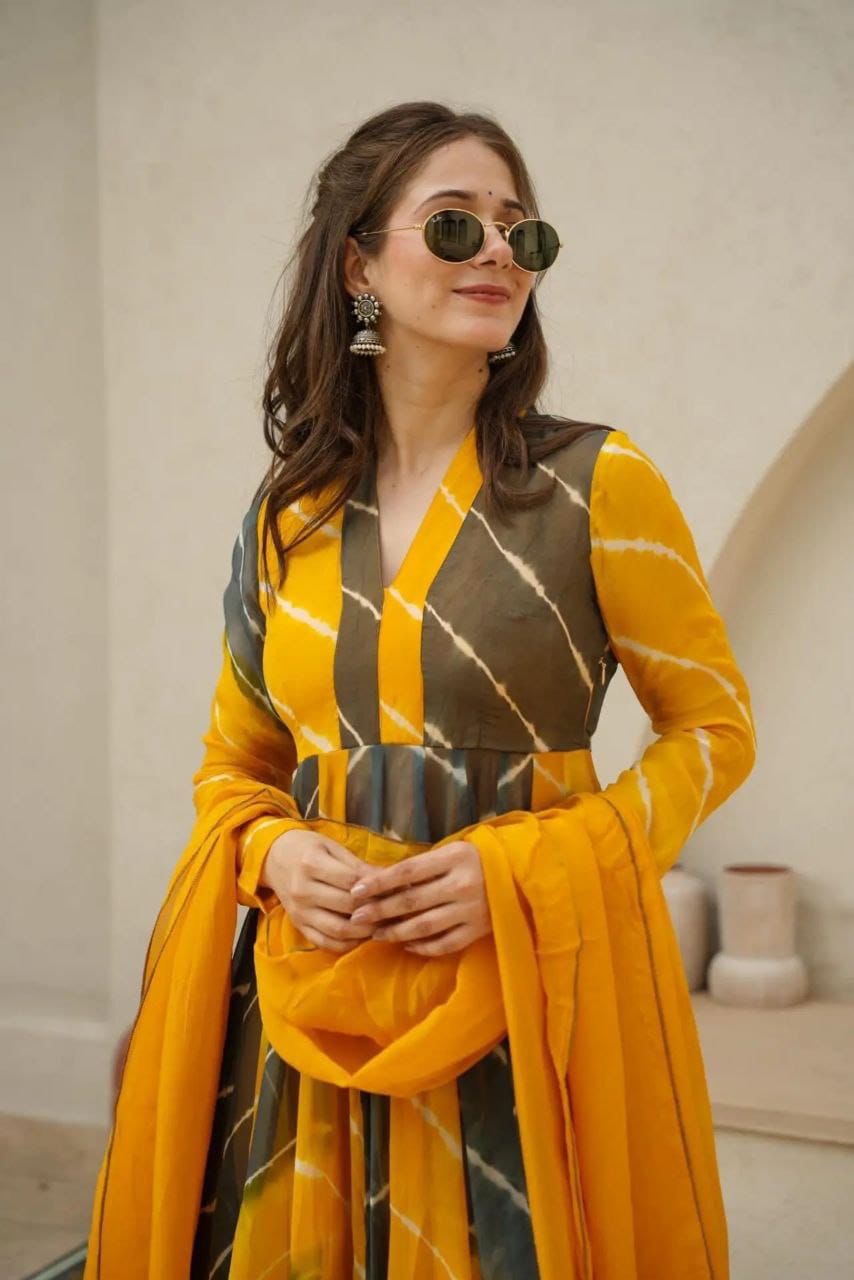 Vrinda Leheriya Georgette Kurti Pant Dupatta Set for Women – Anarkali Dupatta – Yellow & Grey – Sizes L to XXXL