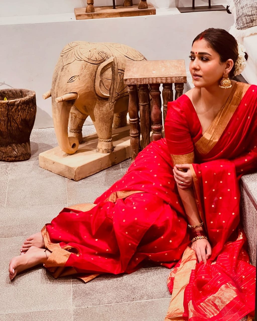 Banarasi Dyeable Soft Silk Saree with Zari Booti Weaving for Women – Festive Wear