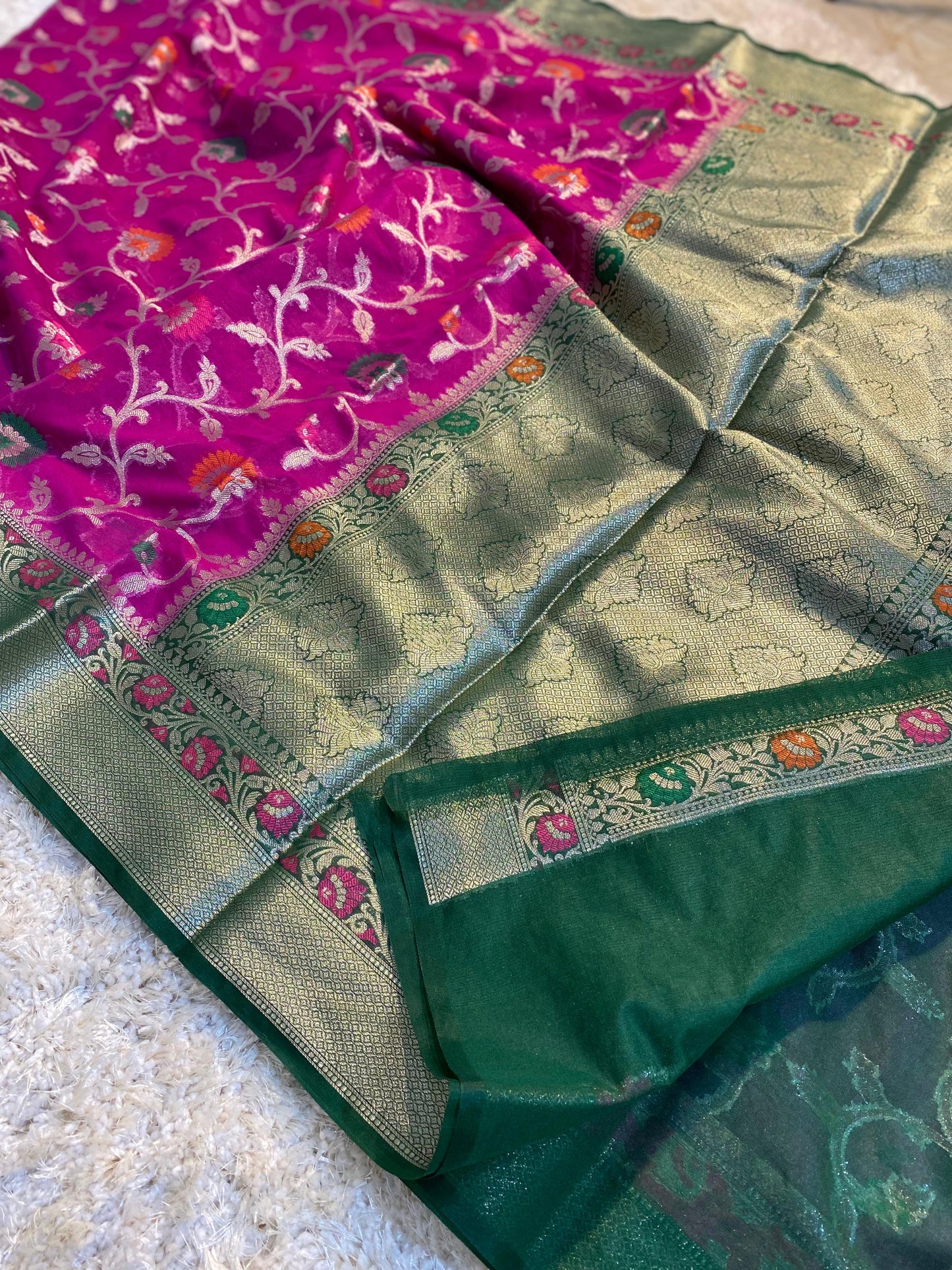 Diwali Dhamaka Offer: Banarasi Meenakari Georgette Silk Saree