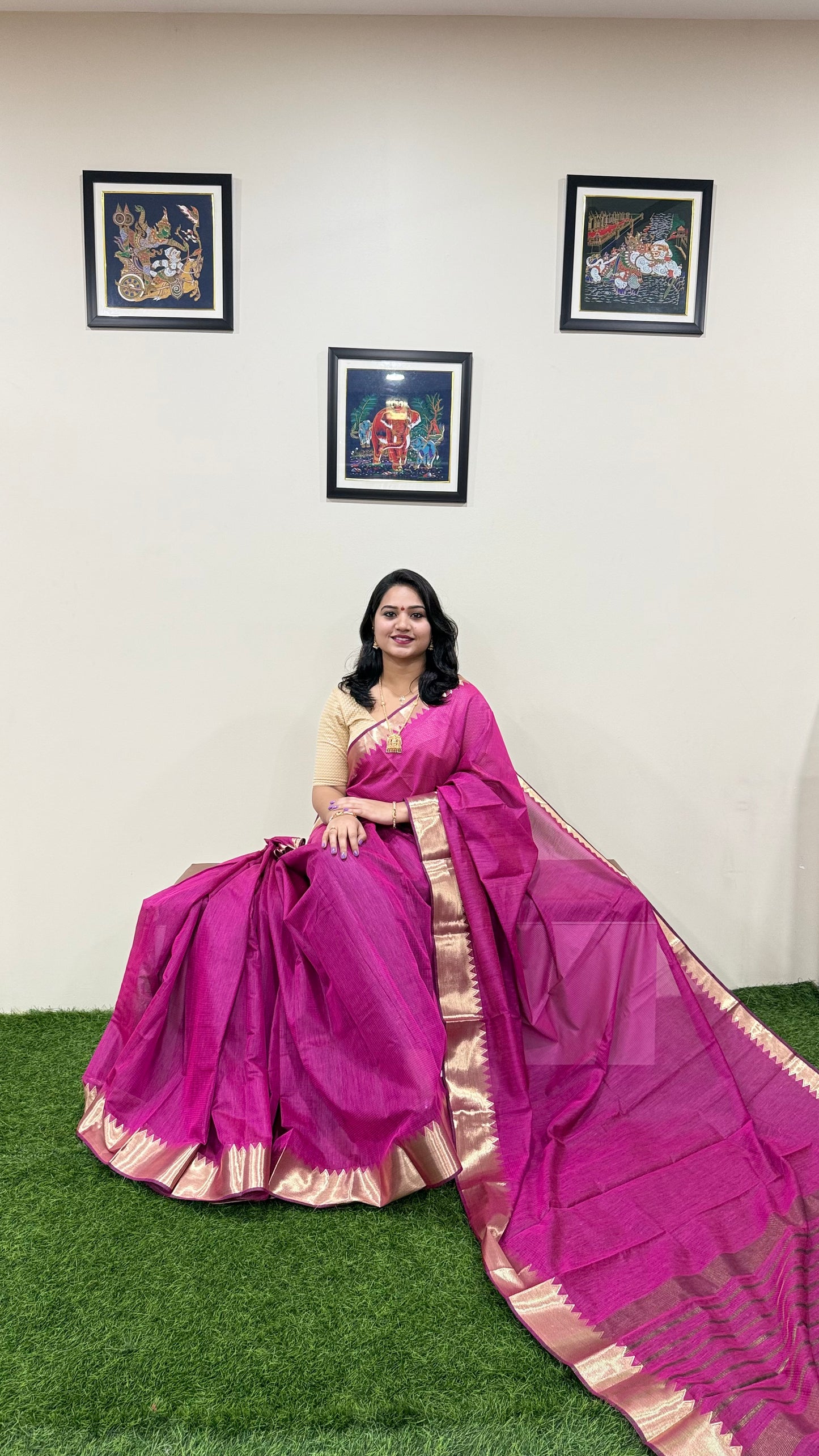 Mangalgiri Plain Soft Silk Saree - Semi Tussar Fabric