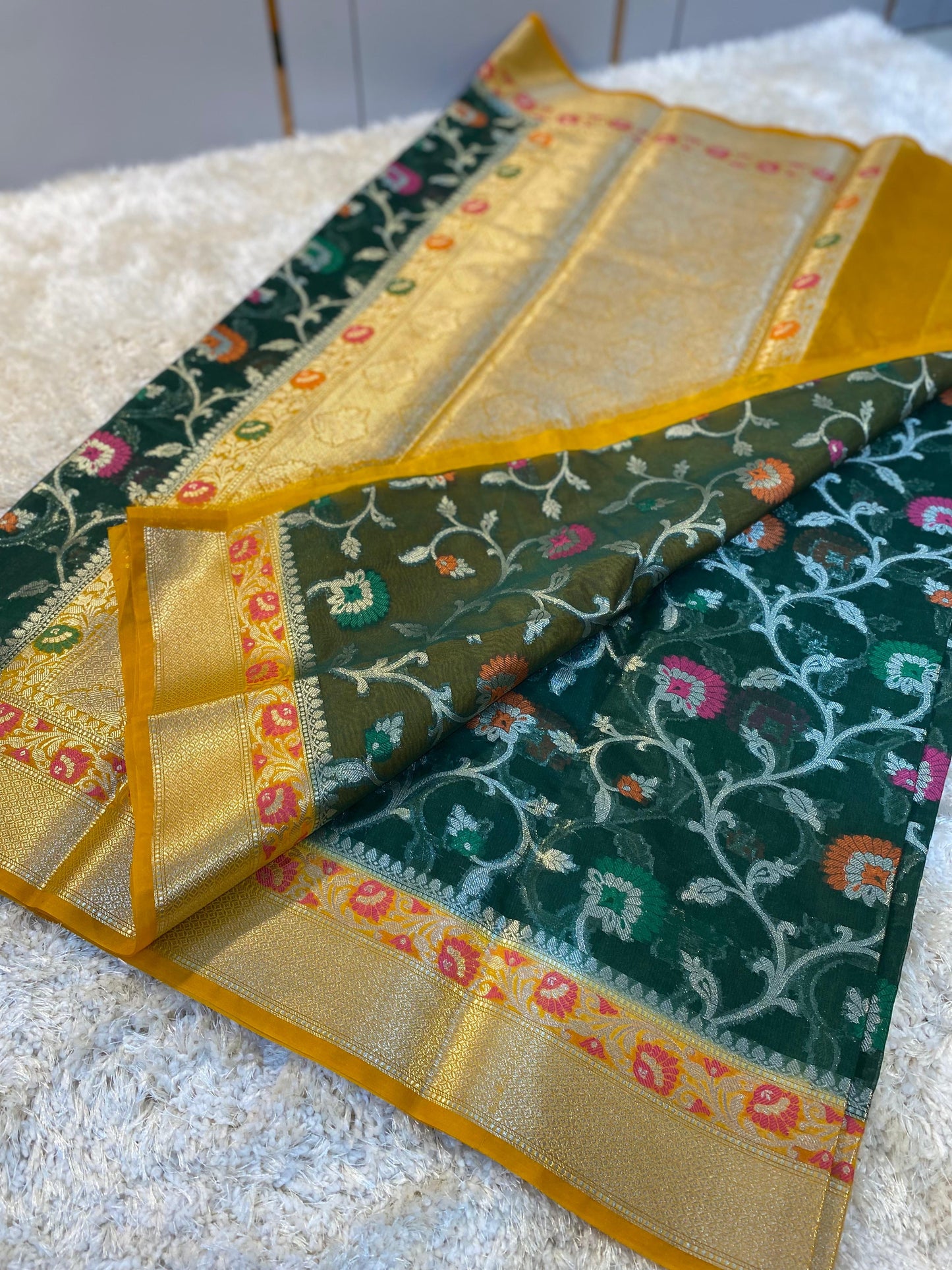 Diwali Dhamaka Offer: Banarasi Meenakari Georgette Silk Saree