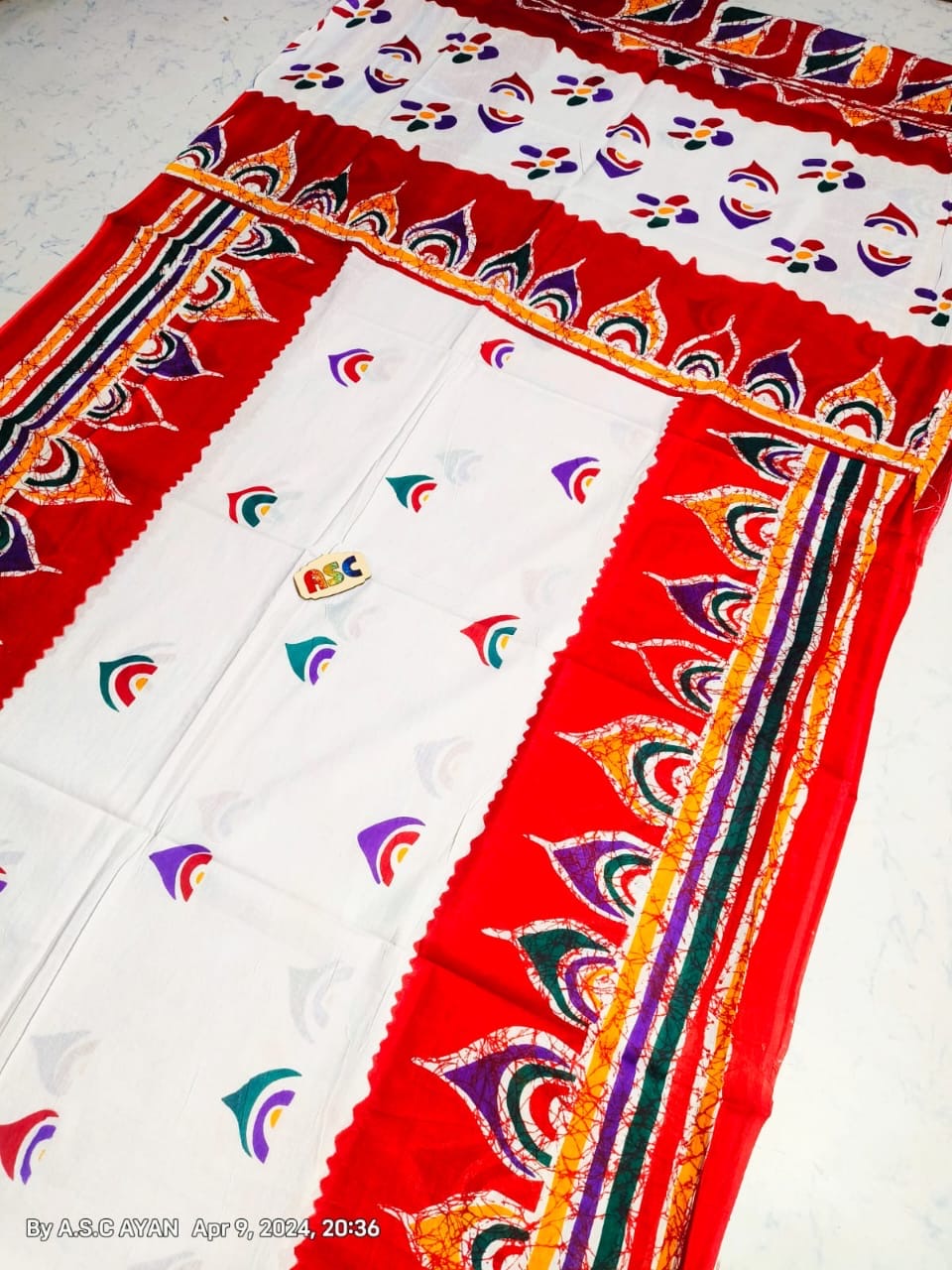 Chic Cotton: Hand-Printed Batik Sarees for Timeless Elegance