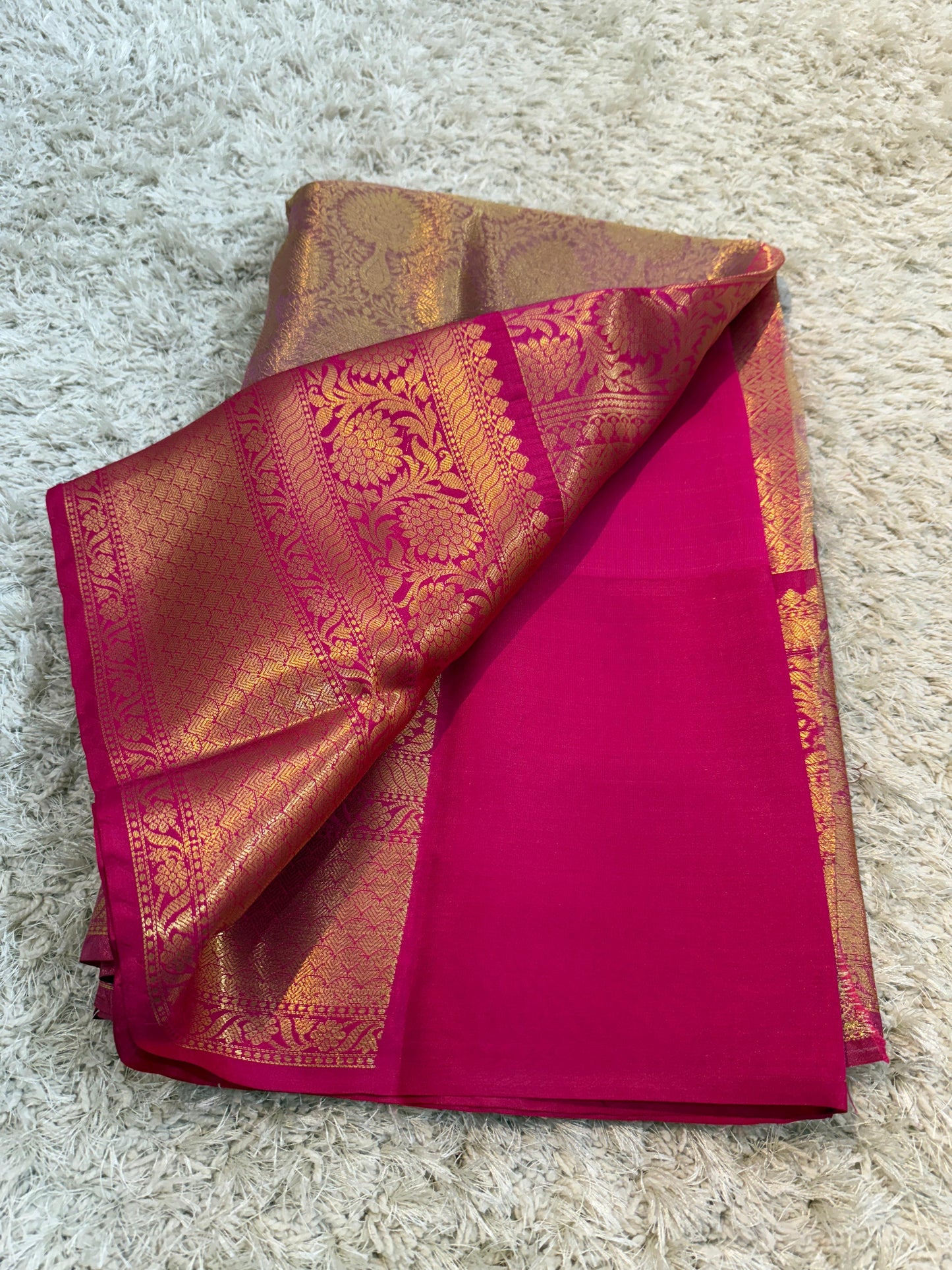 Banarasi Zari Tanchui Kanchipuram Soft Silk Saree