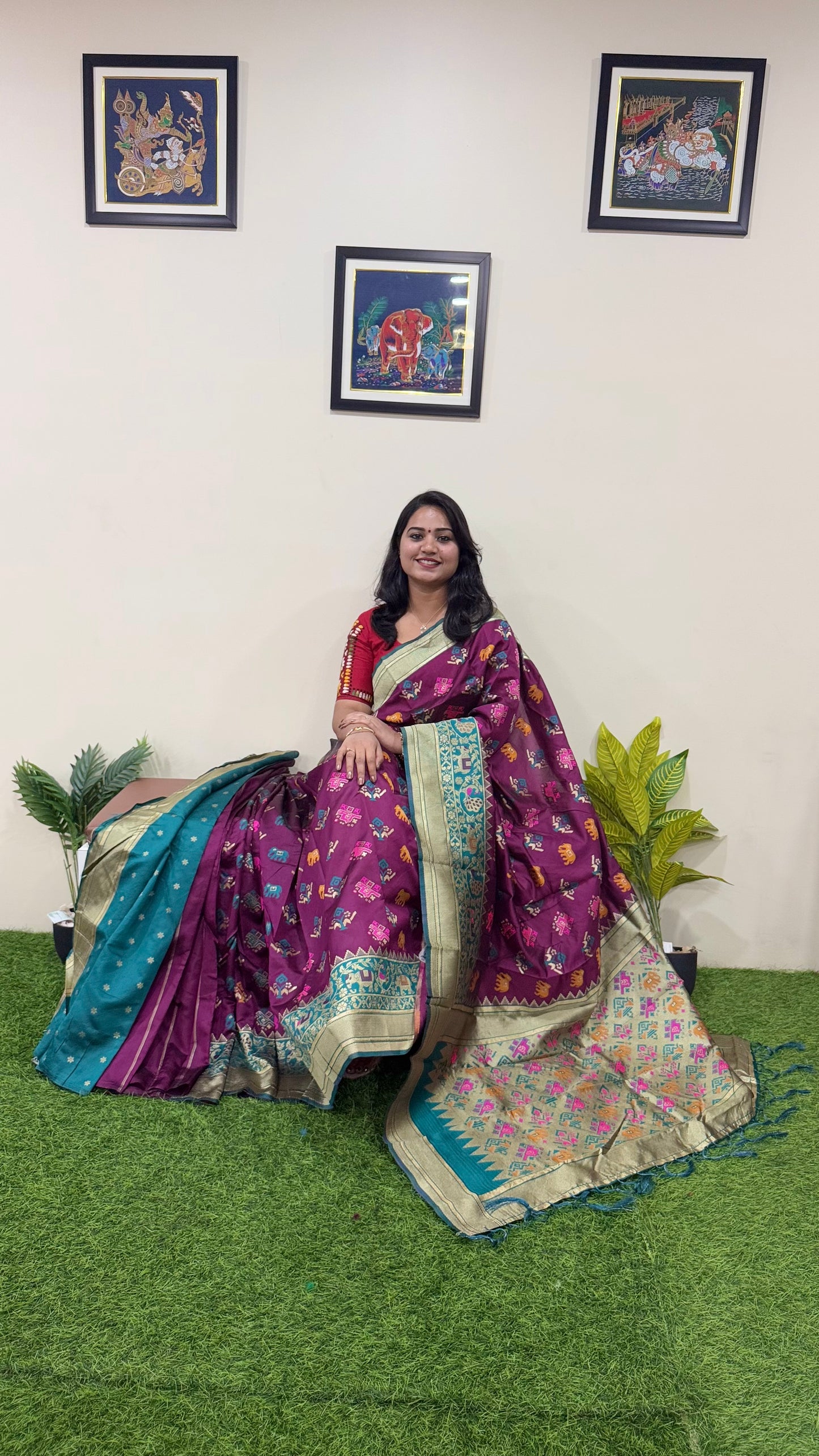 Banarasi Cotton Silk Saree with Woven Motifs, Contrast Border and Pallu – Festive Wear for Women