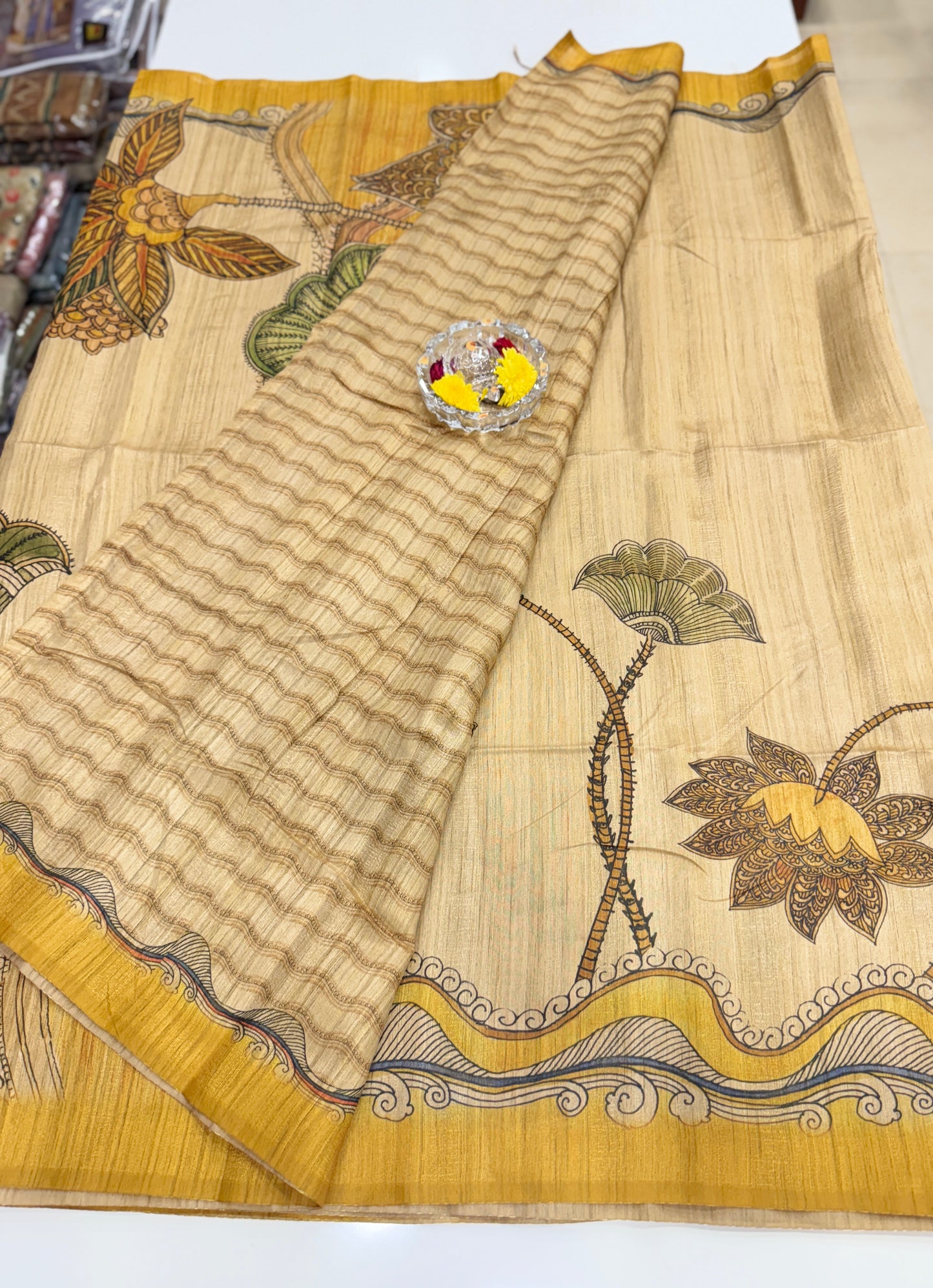 Silk Blend Printed Saree with Traditional Art Motifs and Glossy Texture – Festive Wear for Women