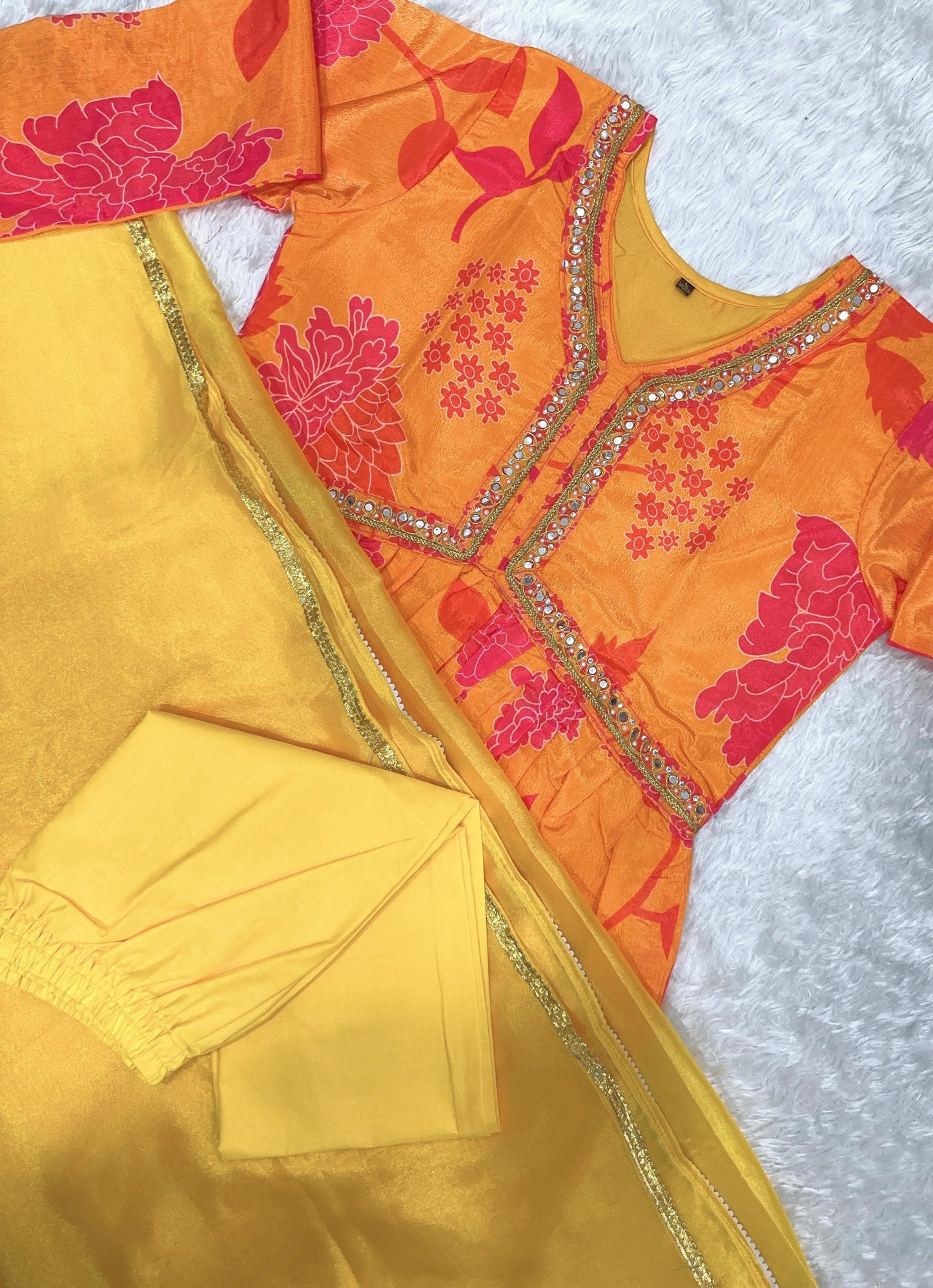 Sunny Elegance: Yellow Alia Cut Handwork 3PC Suit Set