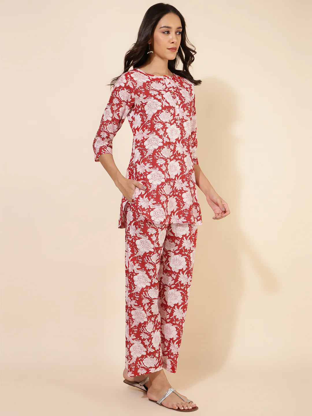 Red floral printed cotton co-ord set with top and pant for women – casual wear