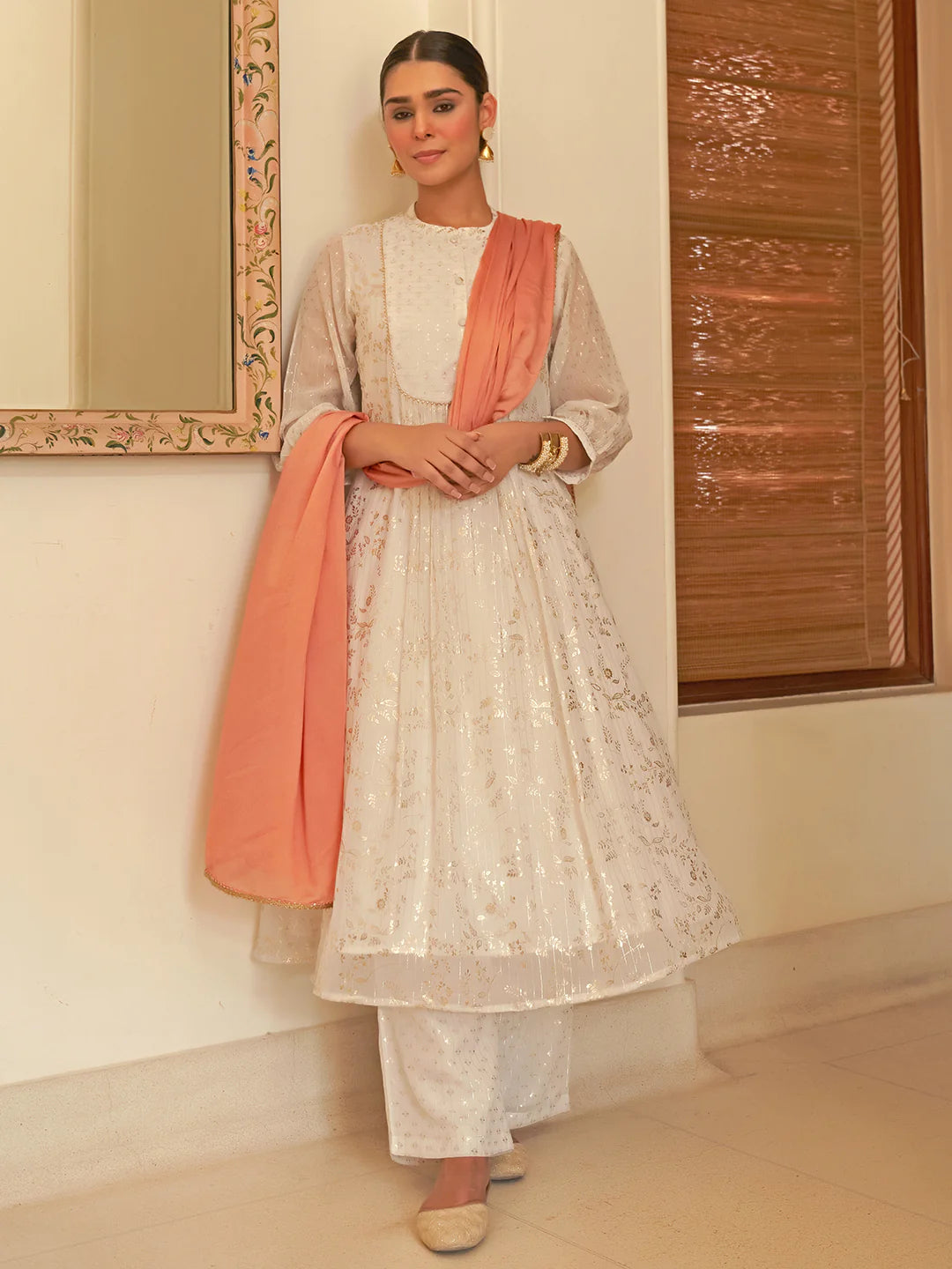 WHITE CHIFFON ELEGANT EXCELLENCY