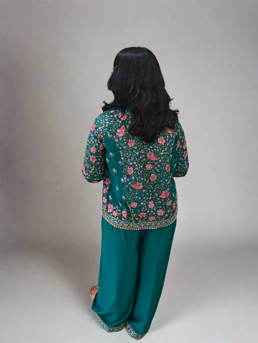 Designer Presents: New Catalog - Mariyam