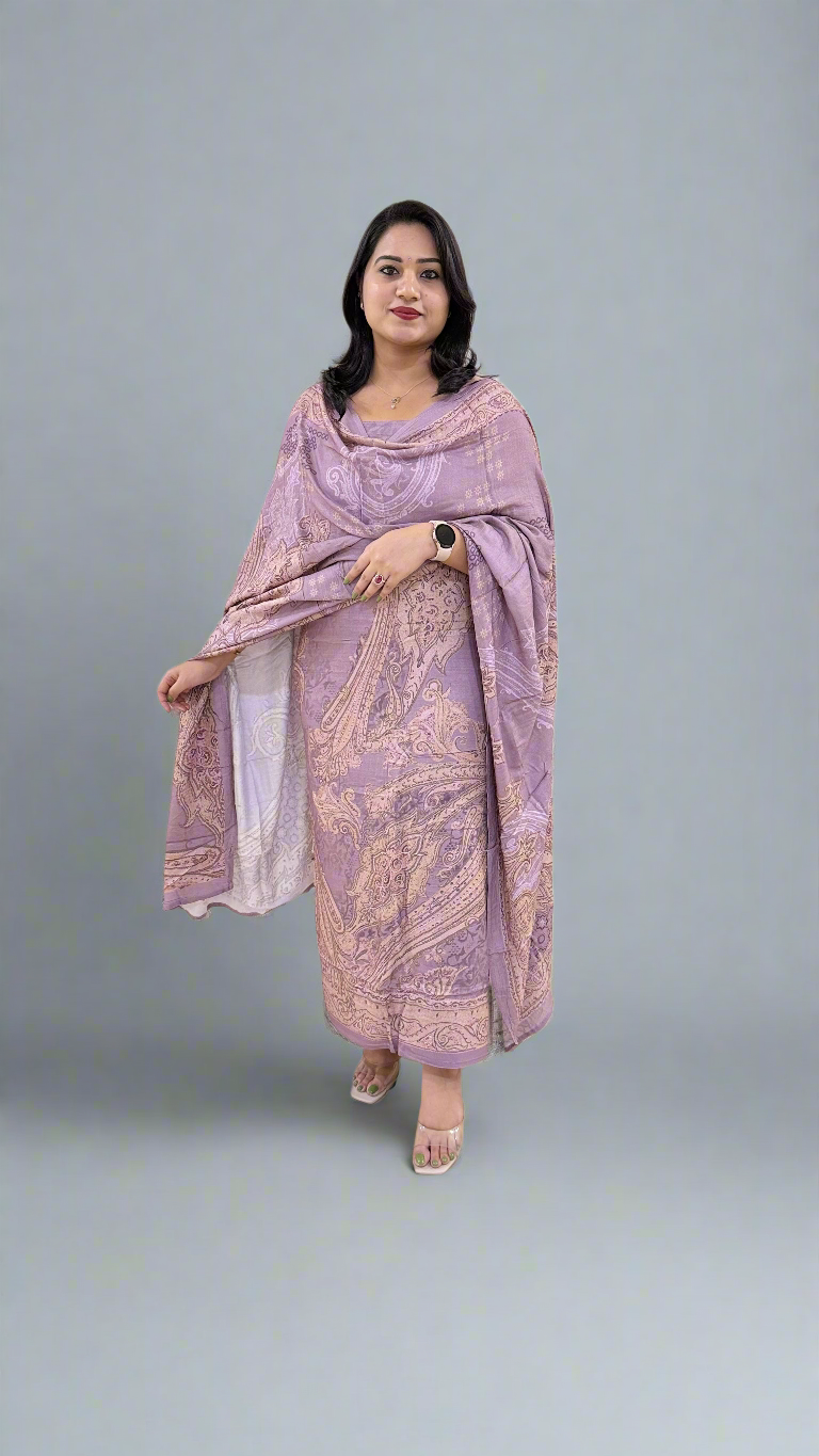 SANJH an elegant ensemble designed to blend tradition with modernity.
