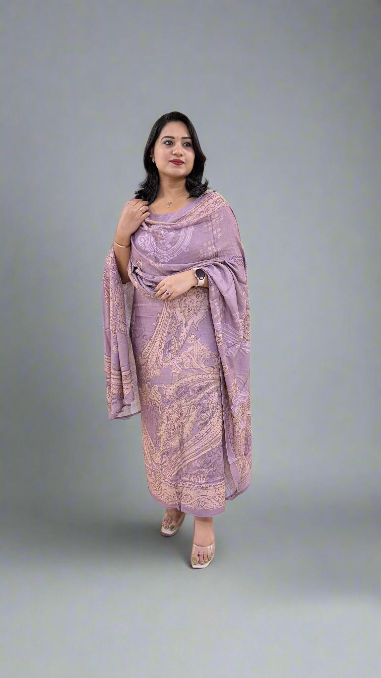 SANJH an elegant ensemble designed to blend tradition with modernity.