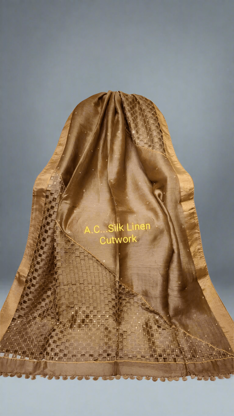Handwork Cutwork Pure Tissue 150 Count Linen Handloom Saree - Mani's Fashions