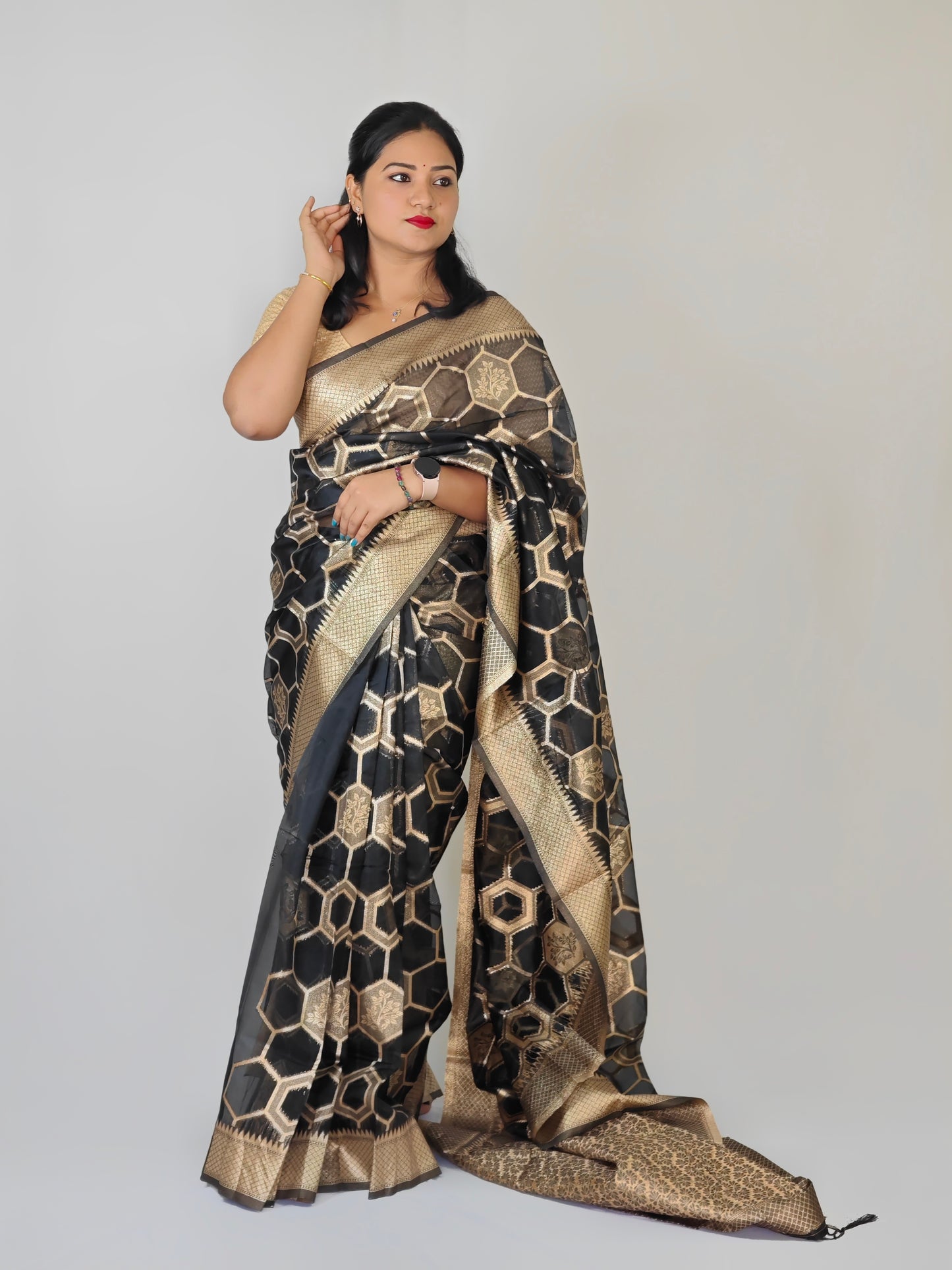 Soft Premium Organza Silk Saree - Super Sale