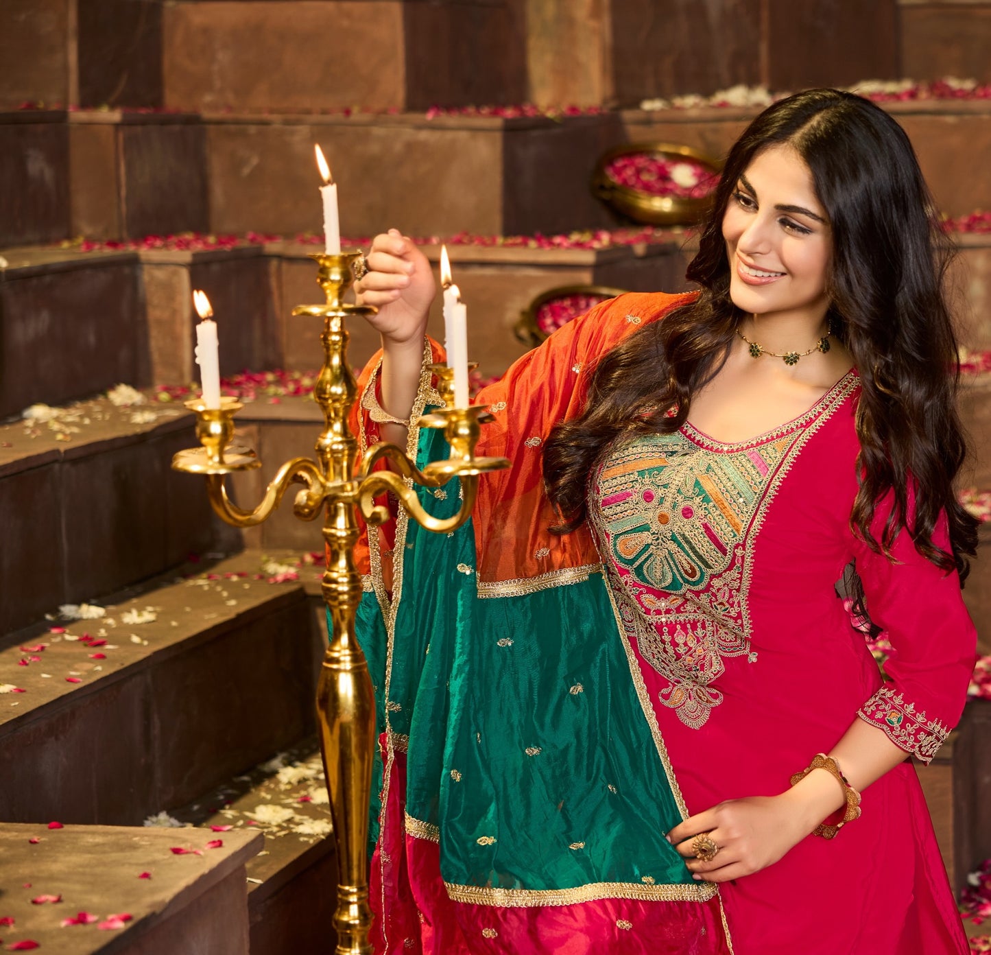 Pure Crepe Kurta Pant Dupatta Set with Heavy Embroidery and Organza Dupatta – Festive Ethnic Wear for Women