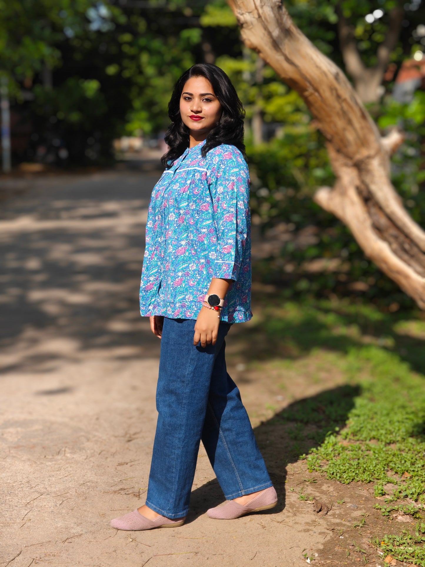 Short Blue Cotton Floral Top 4084