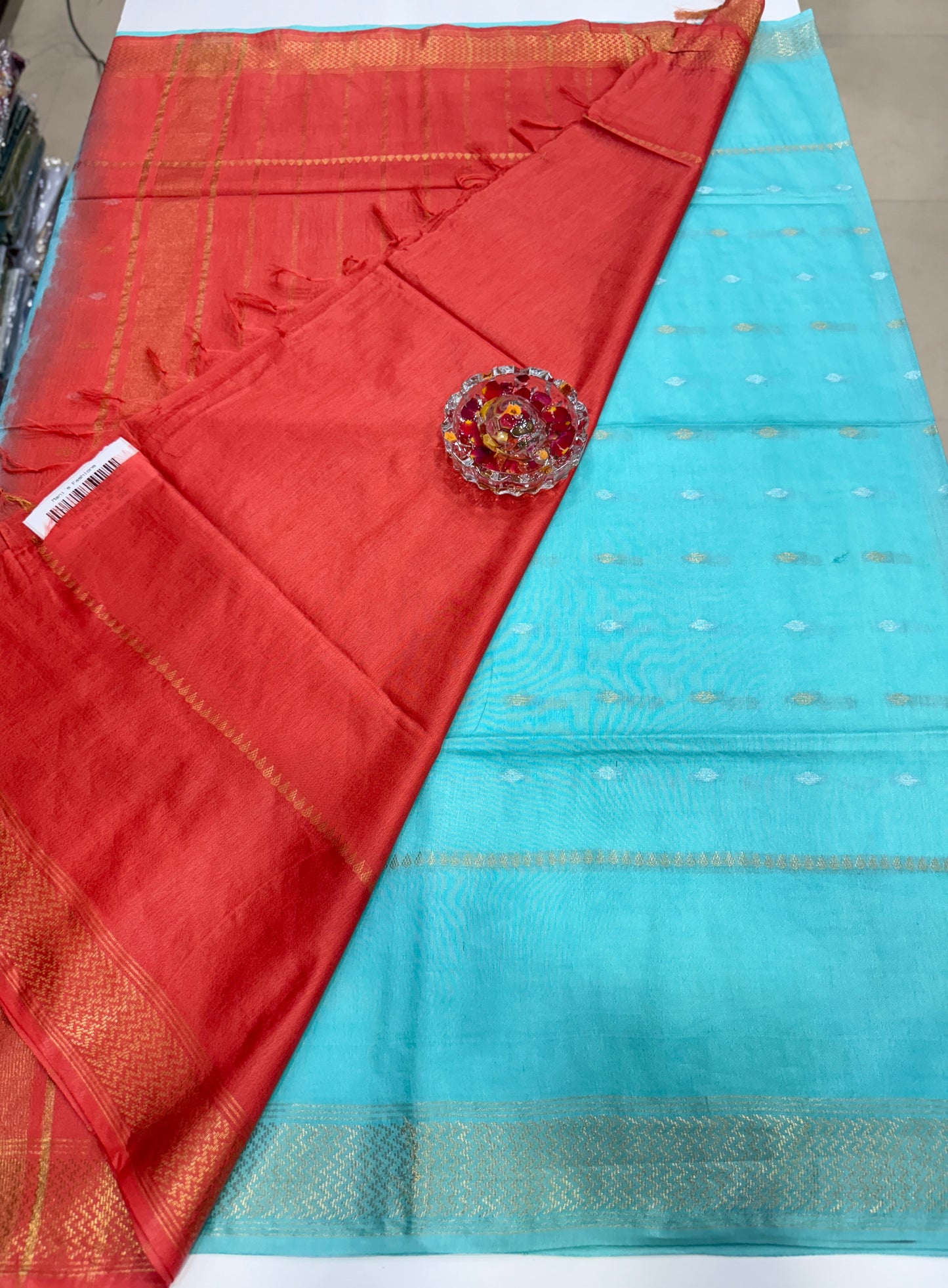 Semi Cotton Silk Saree with 2D Woven Buttas and Contrast Pallu – Elegant Daily and Festive Wear Saree