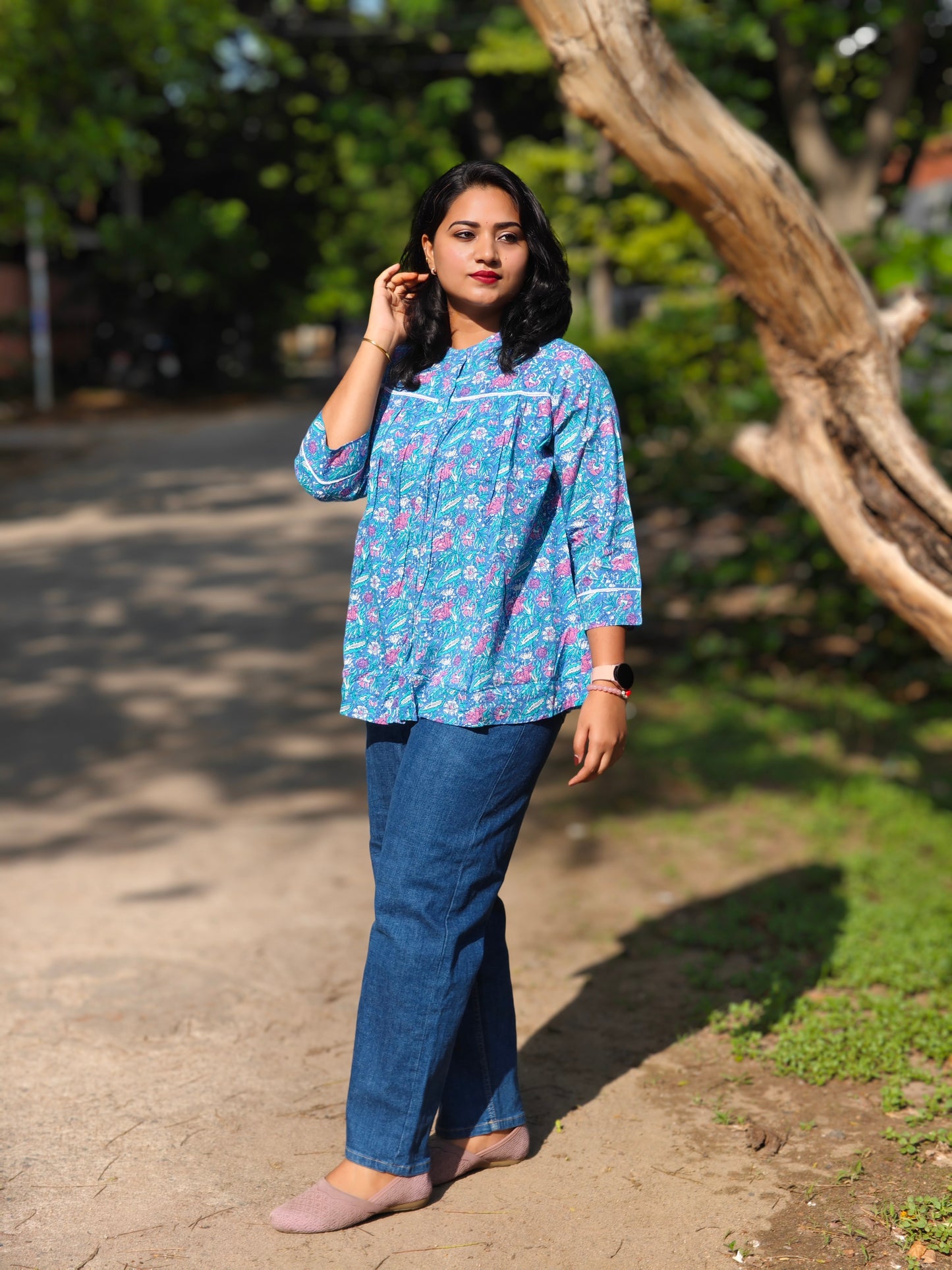 Short Blue Cotton Floral Top 4084