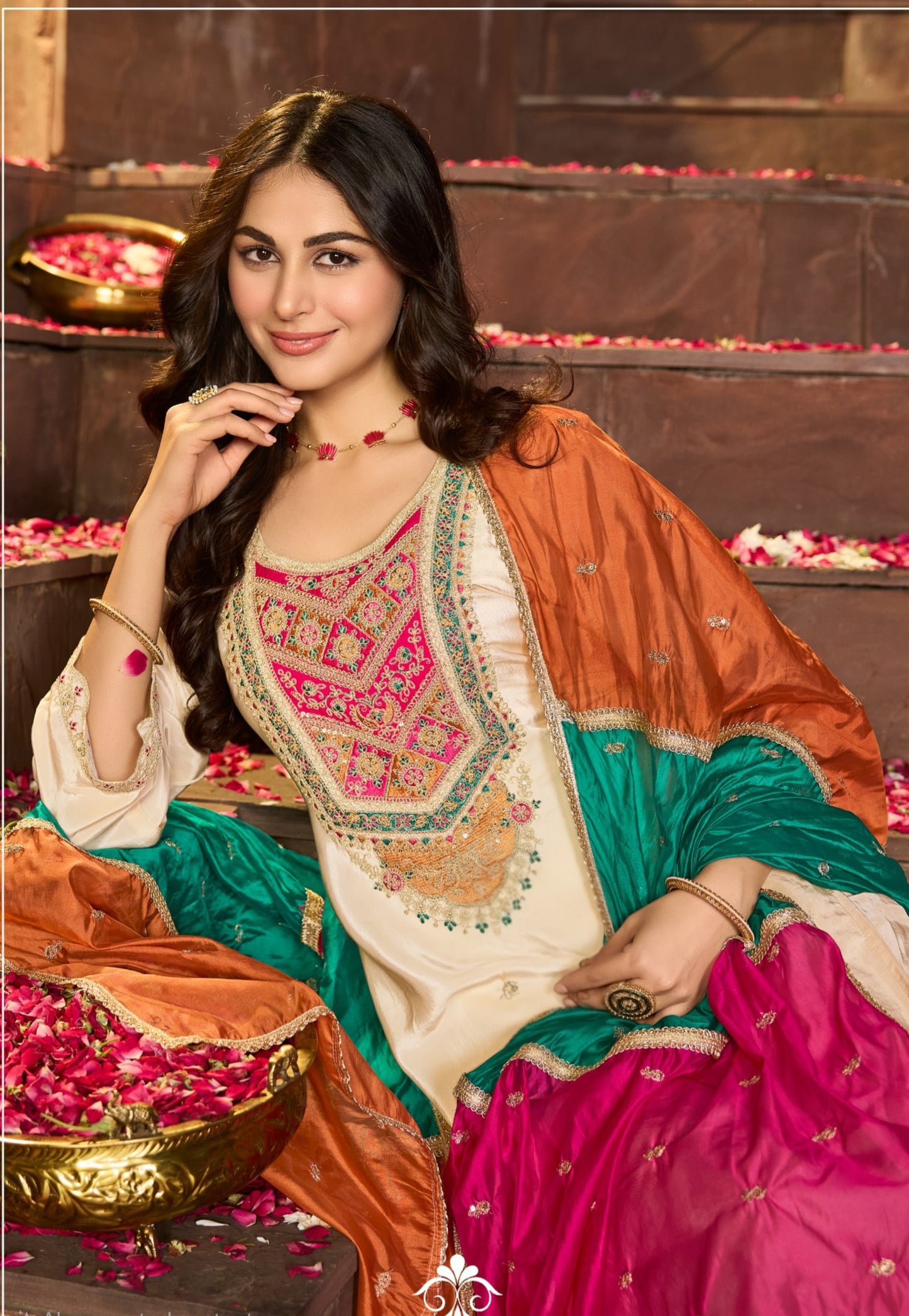 Pure Crepe Kurta Pant Dupatta Set with Heavy Embroidery and Organza Dupatta – Festive Ethnic Wear for Women