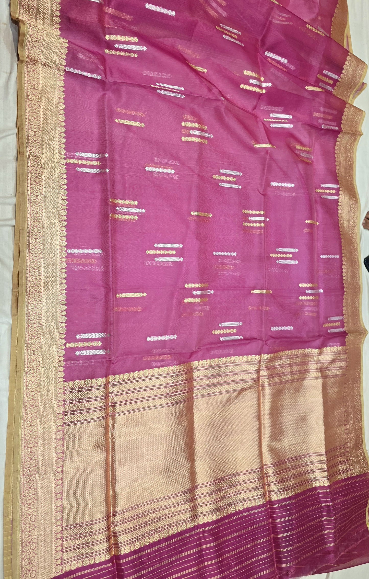 Exquisite Banarasi Kora Silk Saree with Sona Rupa Kadiyal Border and Double Kora Blouse