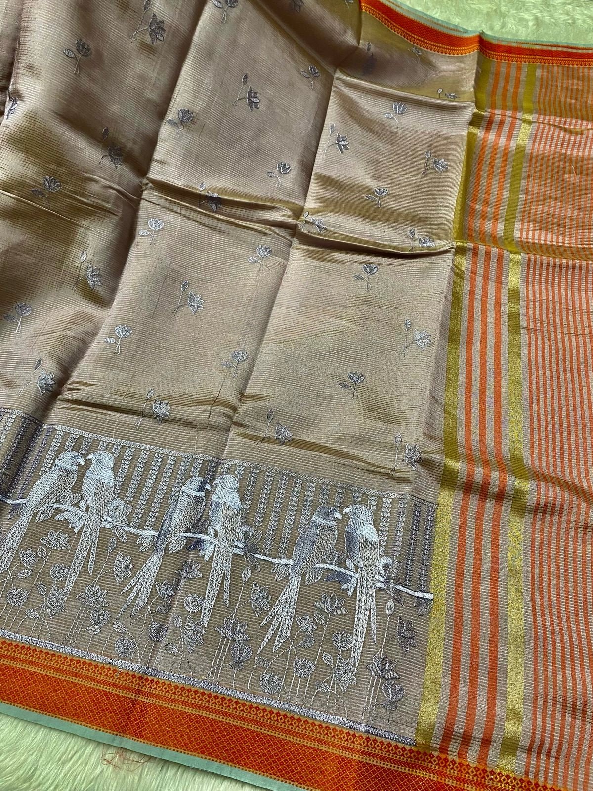 Timeless Sophistication: Mangalgiri Handwoven Pattu Sarees - Mani's Fashions