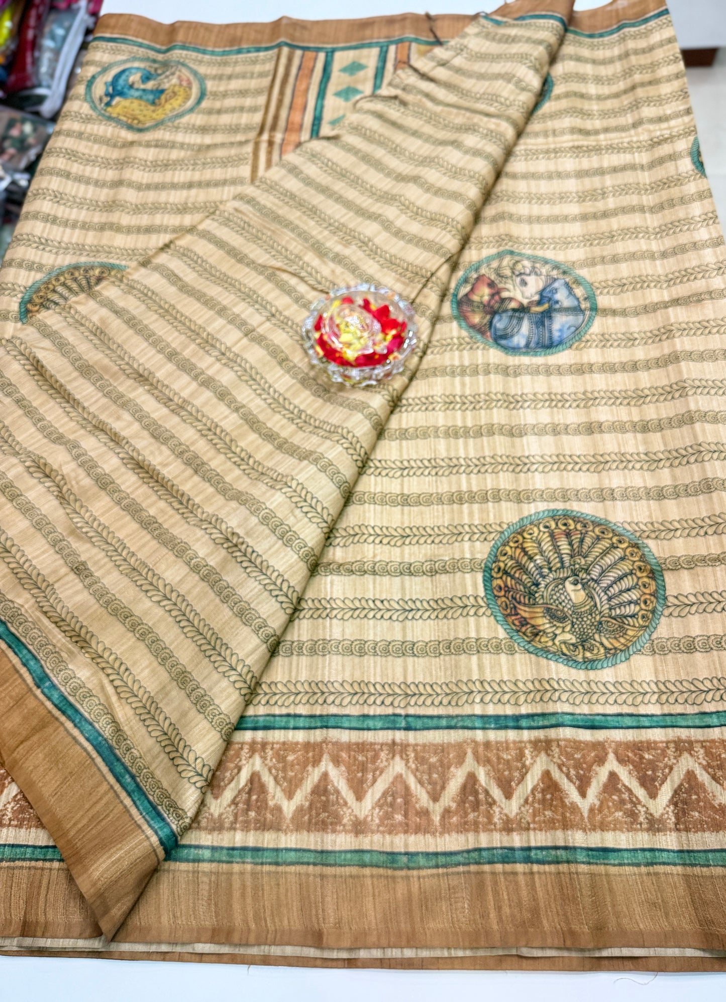 Silk Blend Printed Saree with Traditional Art Motifs and Glossy Texture – Festive Wear for Women