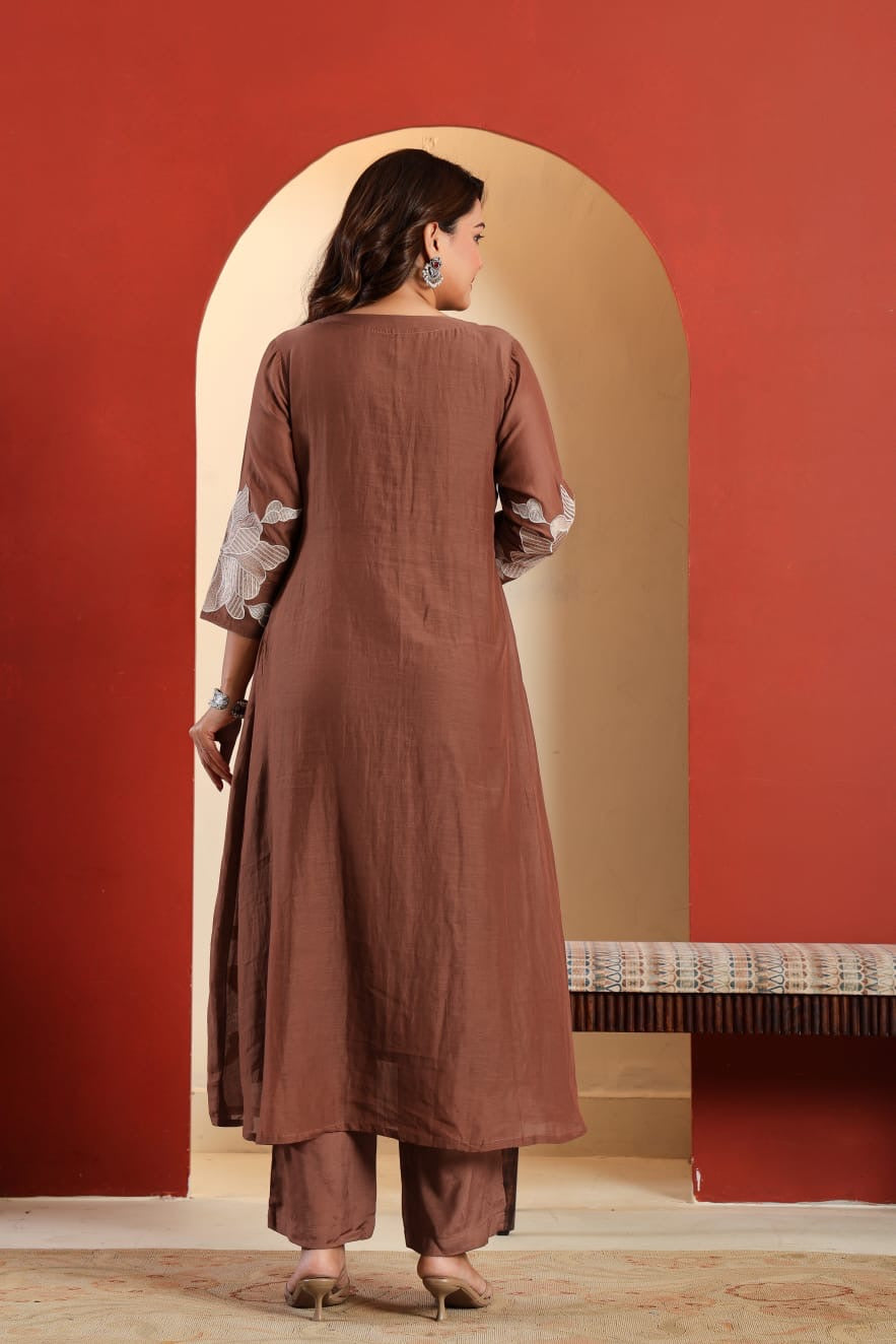 Mul Chanderi Kurta Set with Pintuck and Floral Embroidery, Shantoon Pant and Chanderi Dupatta