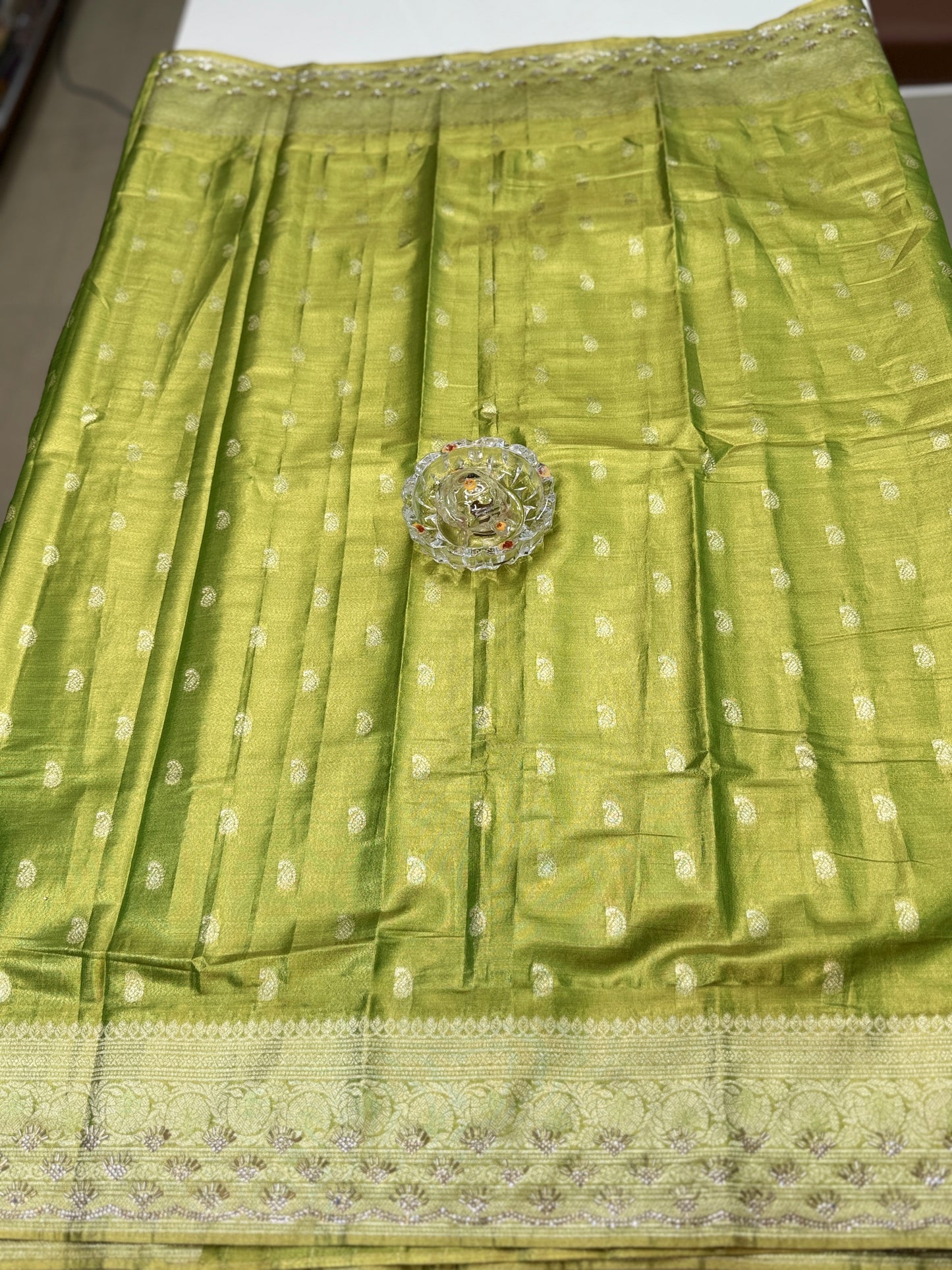 Rich Tissue Silk Saree with Heavy Zari Weaving and Ornate Border for Women
