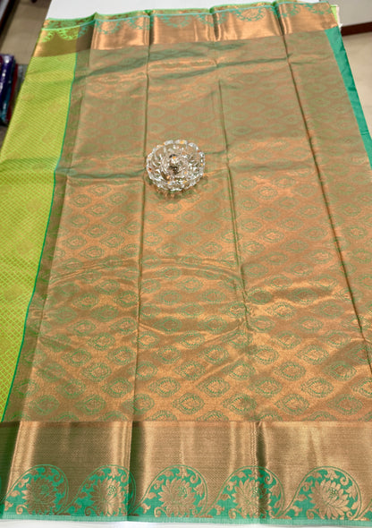 Soft Silk Saree with Traditional Zari Border and All-Over Weaving Design for Women