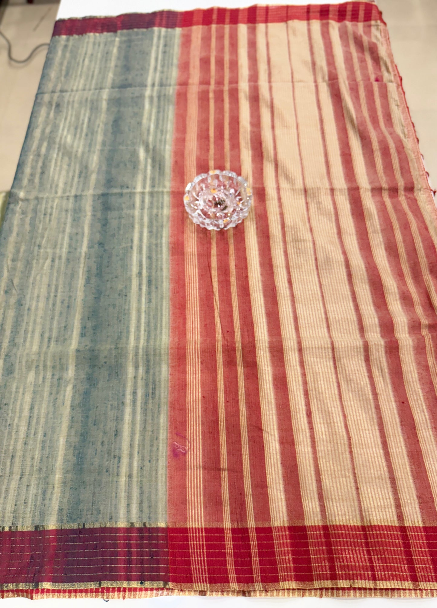 Handloom Style Katan Silk Saree with Red Zari Border – Elegant Office & Festive Wear Saree for Women