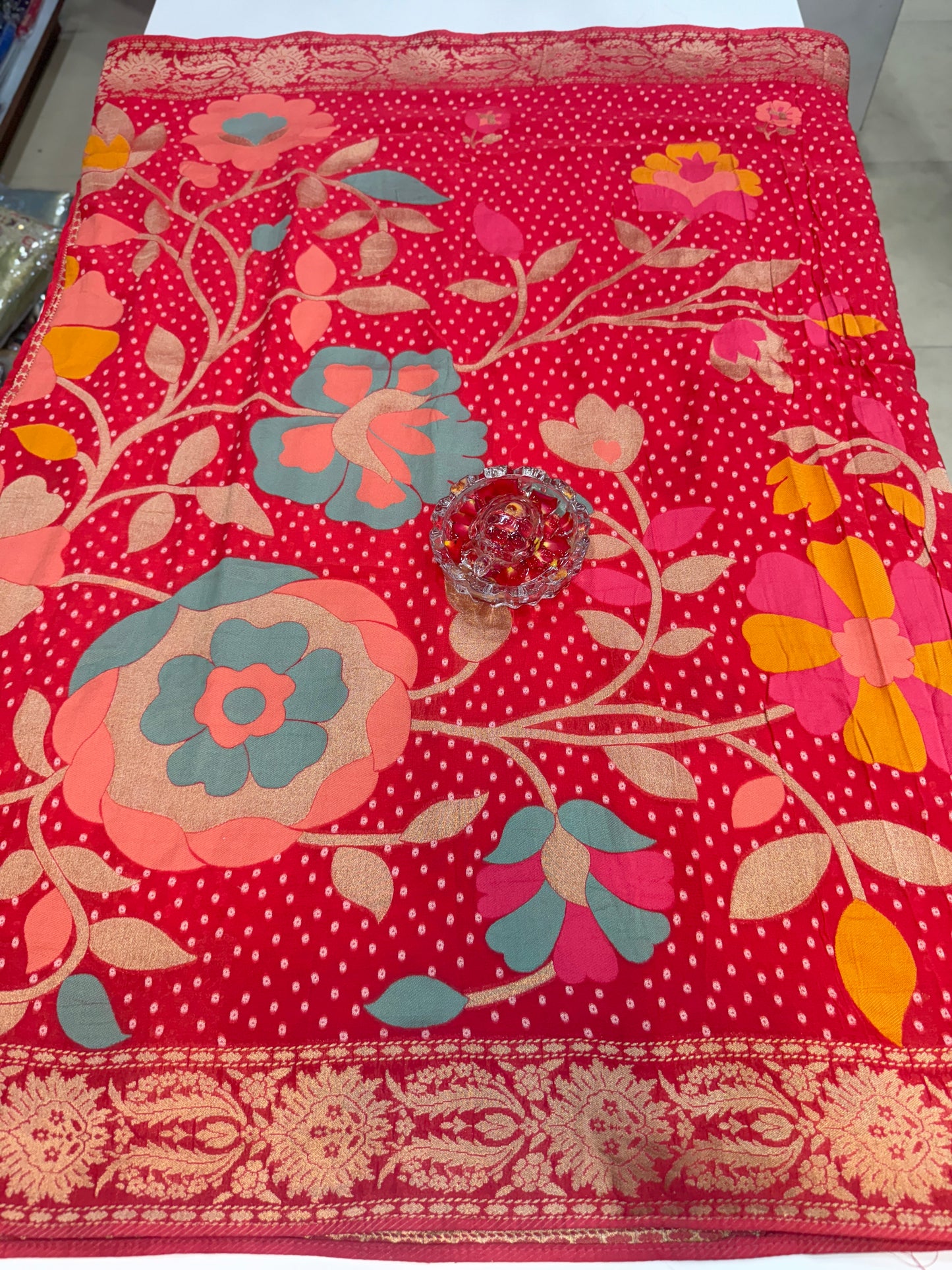 Pure Kaddi Georgette Zari Weaving Saree in Rani Pink with Circular Motifs and Floral Accents – Festive & Wedding Wear Saree for Women