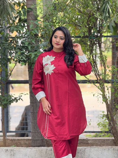 Printed Chanderi Co-ord Set with Pleated Neckline and Zari Embroidery – Women’s Ethnic Wear