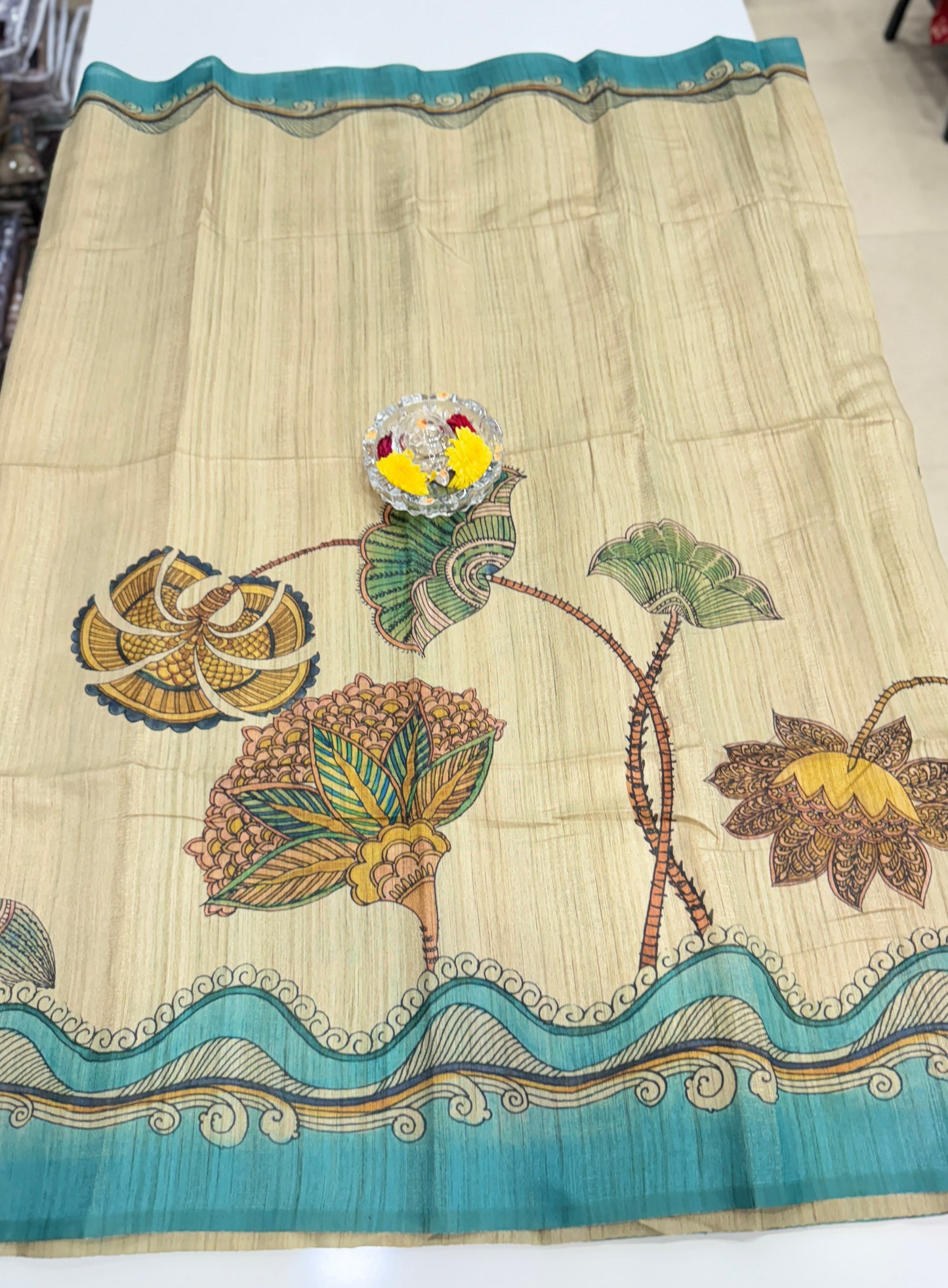 Silk Blend Printed Saree with Traditional Art Motifs and Glossy Texture – Festive Wear for Women