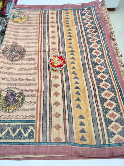Silk Blend Printed Saree with Traditional Art Motifs and Glossy Texture – Festive Wear for Women