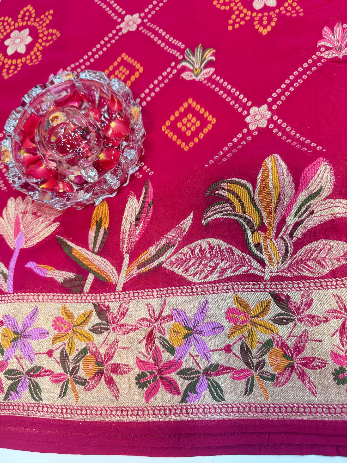 Pure Kaddi Georgette Zari Weaving Saree in Fuchsia Pink with Floral Jaal and Heavy Pallu – Festive and Wedding Wear Saree for Women