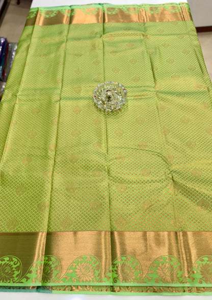 Soft Silk Saree with Traditional Zari Border and All-Over Weaving Design for Women