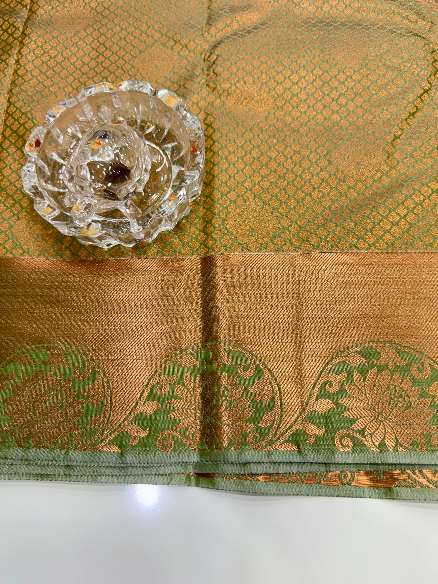 Soft Silk Saree with Traditional Zari Border and All-Over Weaving Design for Women