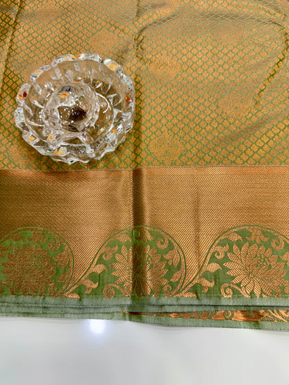 Soft Silk Saree with Traditional Zari Border and All-Over Weaving Design for Women