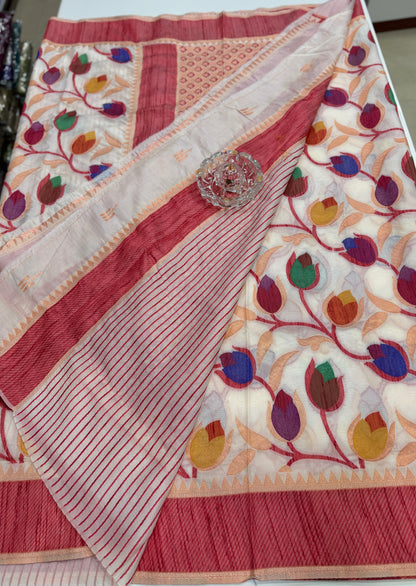 Soft silk floral printed saree with contrast blouse, lightweight festive wear saree for women