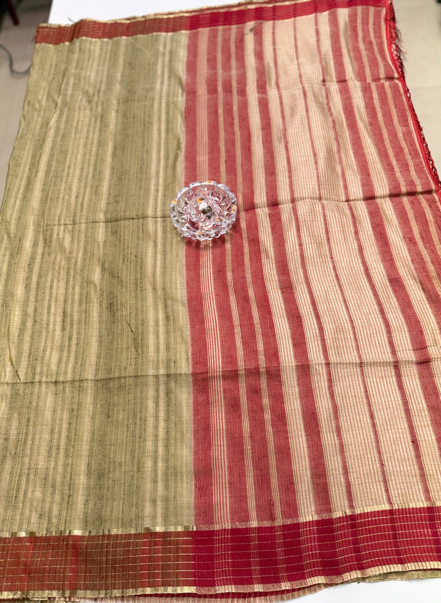 Handloom Style Katan Silk Saree with Red Zari Border – Elegant Office & Festive Wear Saree for Women
