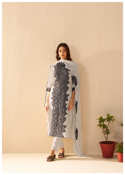 Crush Shimmer Kurta Pant Dupatta Set with Elegant Detailing Work for Women – Sizes M to XXL
