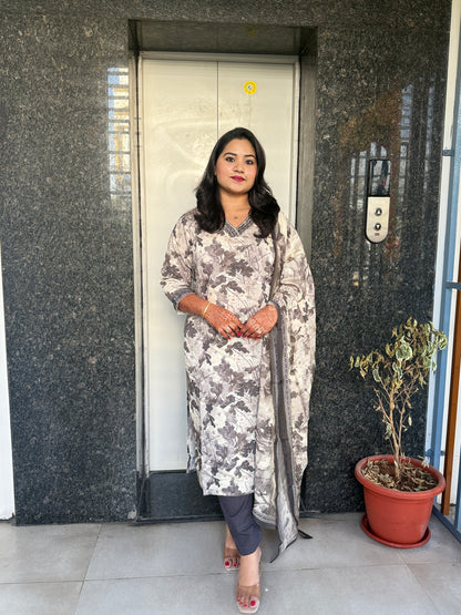 Modal Kurta Pant Dupatta Set with Beautiful Detailing Work – M to XXL