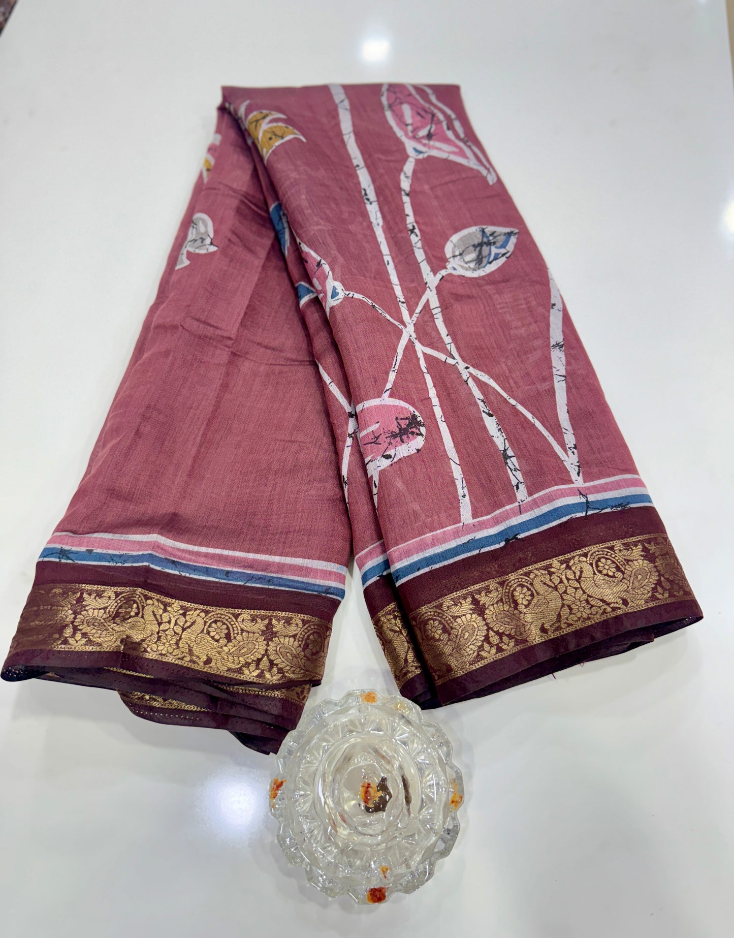 Chennuri silk style printed saree with traditional artwork border and unstitched blouse fabric for women