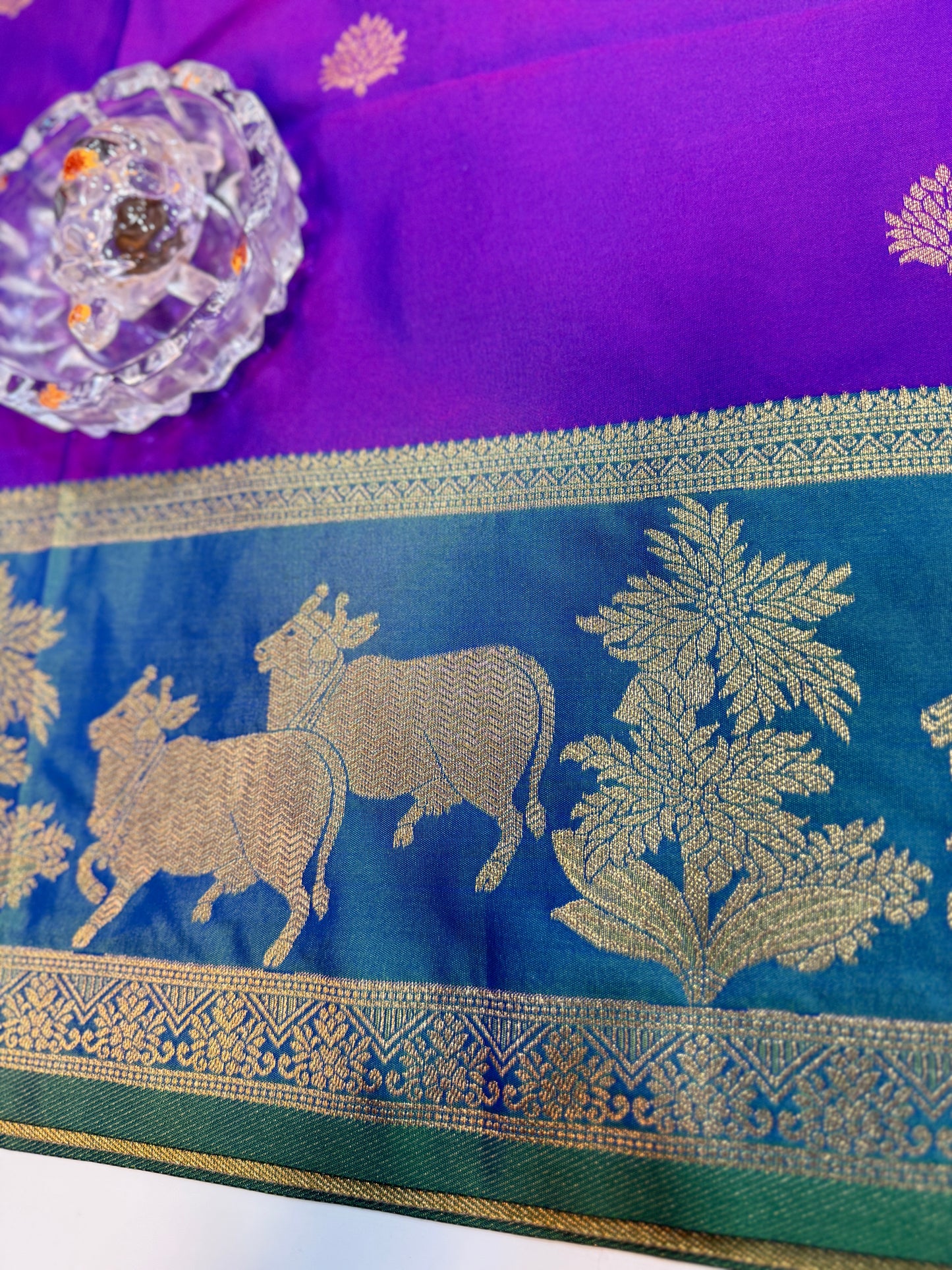 Handloom styled Silk Pichwai Saree with Woven Border and Contrast Blouse