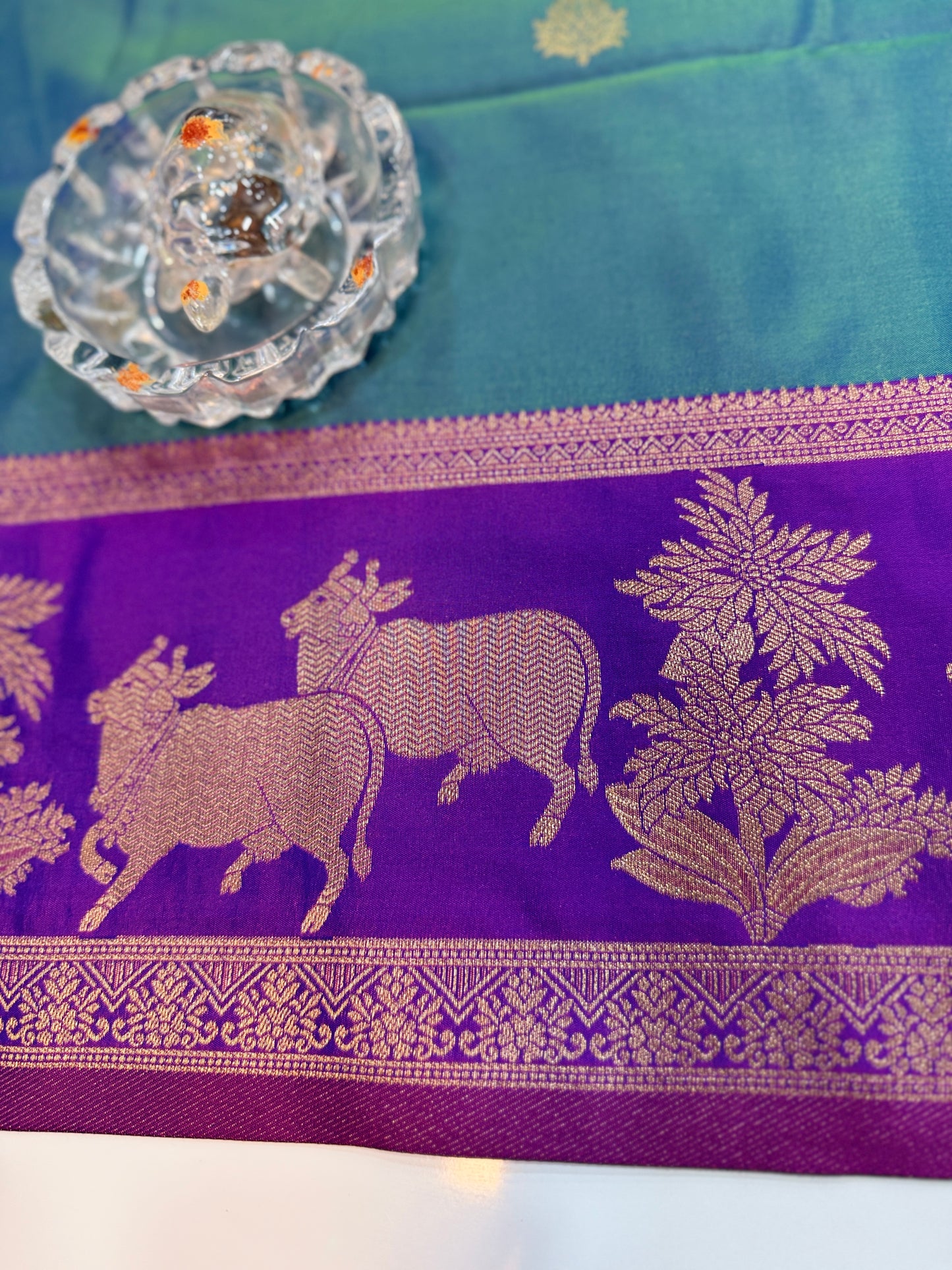 Handloom styled Silk Pichwai Saree with Woven Border and Contrast Blouse