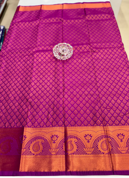 Bridal Soft Silk Saree with Jacquard Weaving & Contrast Border for Women