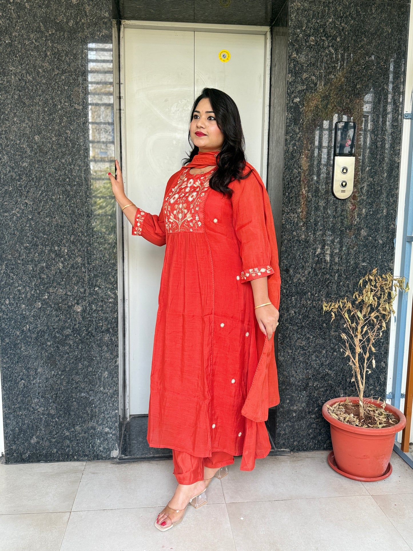 Mul Chanderi Kurta Pant Dupatta Set with Embroidery Work – Women’s Ethnic Wear (Sizes M–3XL)