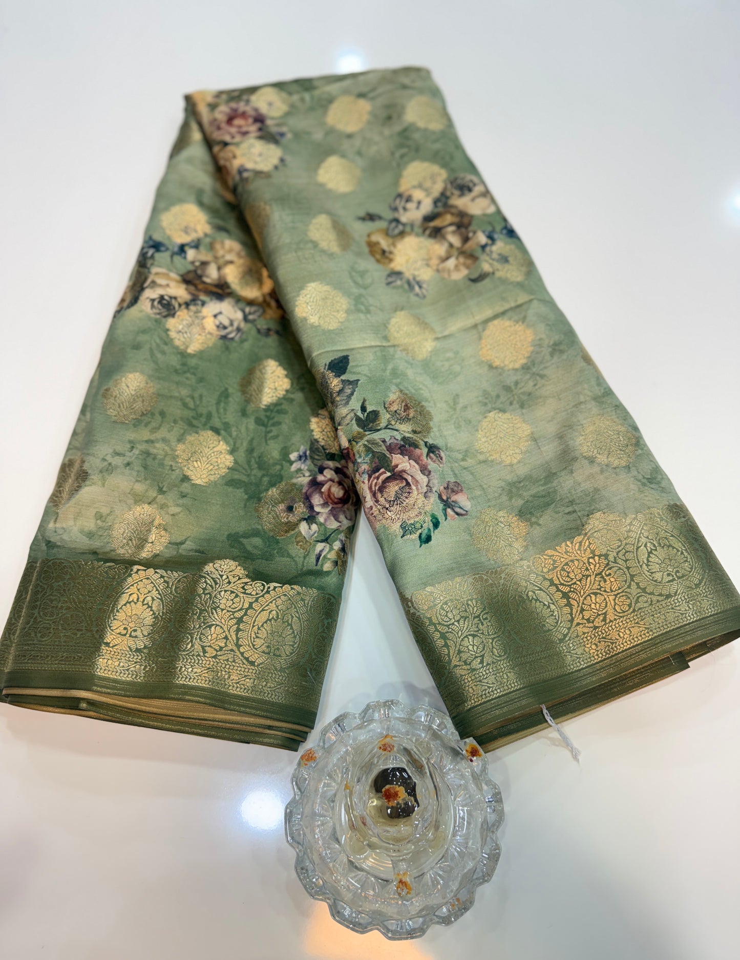 Bamboo Silk Floral Printed Saree with Rich Decorative Pallu, All Over Rich Butti Weaving