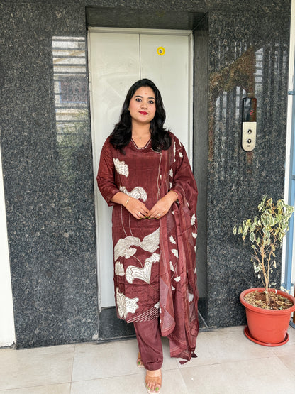Crepe Kurta Pant Dupatta Set with Hand Detailing Work for Women – Sizes M to 3XL